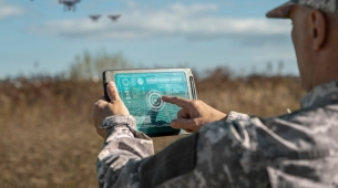 Η Ουκρανία αναπτύσσει το πρώτο τείχος drone ελεγχόμενο από AI στον κόσμο