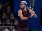 &Omicron; Jannik Sinner &epsilon;&pi;&alpha;&iota;&nu;&epsilon;ί &tau;&omicron;&nu; Alcaraz &sigma;&tau;&omicron; &delta;&rho;ό&mu;&omicron; &tau;&omicron;&upsilon;&sigmaf; &pi;&rho;&omicron;&sigmaf; έ&nu;&alpha;&nu; &alpha;&nu;&alpha;&mu;&epsilon;&nu;ό&mu;&epsilon;&nu;&omicron; &tau;&epsilon;&lambda;&iota;&kappa;ό &sigma;&tau;&omicron; Australian Open