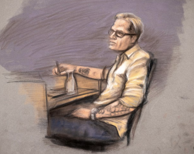 Ο θετός γιος του πρίγκιπα διαδόχου της Νορβηγίας καταρρέει στο δικαστήριο και αρνείται τις κατηγορίες για βιασμό