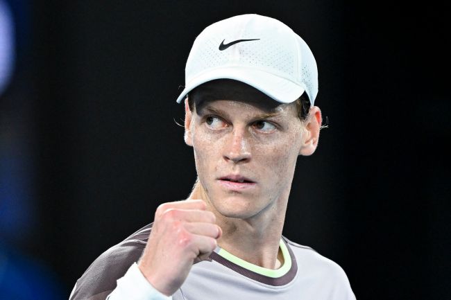 Ο Jannik Sinner σπάει νέο ρεκόρ νικών με άλλη μια συντριπτική νίκη στο Μαϊάμι