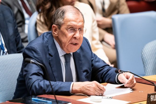 Ρωσία: Ο αποκλεισμός της Μόσχας από τις συνομιλίες ασφαλείας της Ουκρανίας είναι ένας «δρόμος προς το πουθενά»