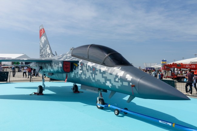 Η Ισπανία και η Τουρκία υπογράφουν συμφωνία 2,6 δισεκατομμυρίων ευρώ για 30 εκπαιδευτικά αεροσκάφη