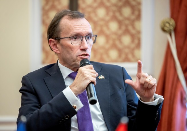 Δεν υπάρχει επιβεβαιωμένη σχέση μεταξύ περιστατικών με drone στο Όσλο και την Κοπεγχάγη, λέει η Νορβηγία