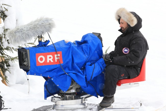 Ο οικοδεσπότης της Eurovision λέει ότι δεν θα σβήσει τις αποδοκιμασίες κατά τη διάρκεια της παράστασης του Ισραήλ: «Δεν θα ζαχαρώσουμε»