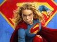 &Tau;&omicron; &nu;έ&omicron; &tau;&rho;έ&iota;&lambda;&epsilon;&rho; Supergirl &pi;&rho;&omicron;&sigma;&phi;έ&rho;&epsilon;&iota; &mu;&iota;&alpha; &kappa;&alpha;&lambda;ύ&tau;&epsilon;&rho;&eta; &pi;&alpha;&rho;&omicron;&upsilon;&sigma;ί&alpha;&sigma;&eta; &tau;&omicron;&upsilon; Lobo &kappa;&alpha;&iota; έ&nu;&alpha; cameo &tau;&omicron;&upsilon; Superman