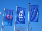 &Eta; UEFA &delta;&iota;&alpha;&tau;&eta;&rho;&epsilon;ί &mu;&pi;&omicron;ϊ&kappa;&omicron;&tau;ά&zeta; &sigma;&tau;&omicron; &Pi;&alpha;&gamma;&kappa;ό&sigma;&mu;&iota;&omicron; &Kappa;ύ&pi;&epsilon;&lambda;&lambda;&omicron; &kappa;&alpha;&theta;ώ&sigmaf; &eta; FIFA &delta;&epsilon;&nu; &pi;&lambda;&eta;&rho;&omicron;ύ&sigma;&epsilon; &tau;&iota;&sigmaf; &pi;&rho;&omicron;ϋ&pi;&omicron;&theta;έ&sigma;&epsilon;&iota;&sigmaf;, &alpha;&upsilon;&xi;ά&nu;&epsilon;&iota; &tau;&eta;&nu; &pi;ί&epsilon;&sigma;&eta; &sigma;&tau;&omicron;&nu; &Iota;&nu;&phi;&alpha;&nu;&tau;ί&nu;&omicron;