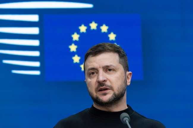 Ο Ζελένσκι λέει ότι το ειρηνευτικό σχέδιο θα μπορούσε να τεθεί στη Ρωσία εντός ημερών