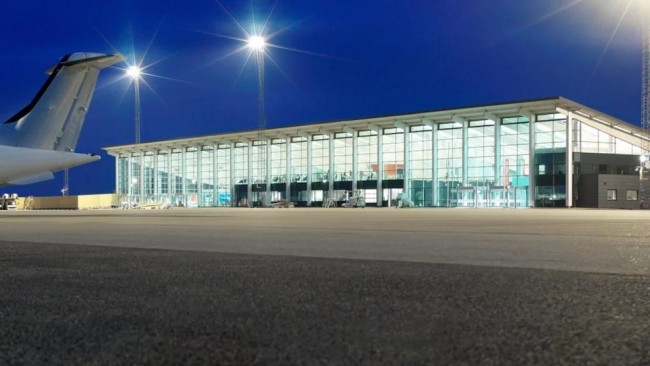 Το αεροδρόμιο Aalborg της Δανίας αναστέλλει τις πτήσεις για δεύτερη συνεχόμενη νύχτα λόγω ύποπτης δραστηριότητας drone