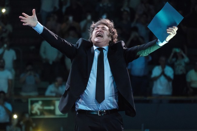 Ο Μιλέι σαρώνει τις ενδιάμεσες εκλογές της Αργεντινής