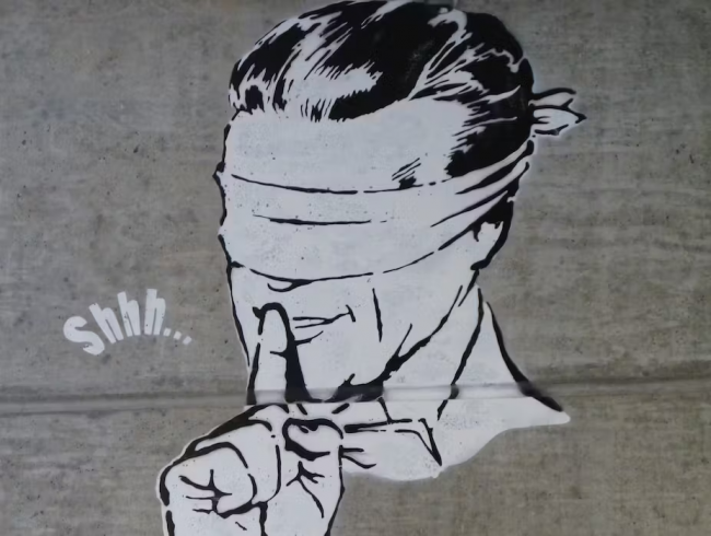 Το Ημερολόγιο της Άννας Φρανκ δεν είναι πλέον διαθέσιμο σε ορισμένα ράφια σχολείων στη Φλόριντα