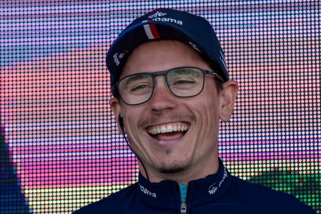 Ο David Gaudu ζαλίζει τους Δανούς αντιπάλους του και παίρνει τη νίκη στο στάδιο 3 στο La Vuelta