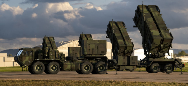 Η Ουκρανία διερευνά κοινοπραξίες με συμμάχους για την ενίσχυση της αντιπυραυλικής άμυνας