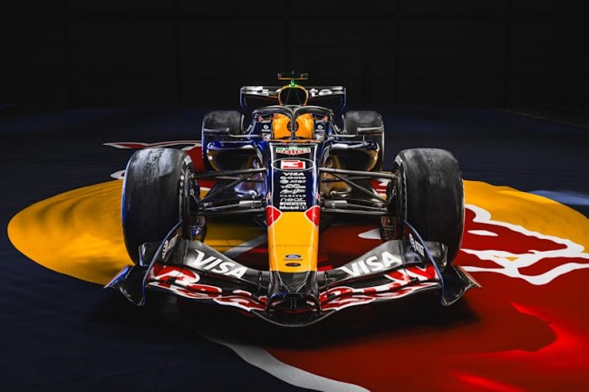 Η Red Bull κάνει το αδιανόητο και παρουσιάζει το μονοθέσιο F1 του 2026 με φρέσκο χρώμα
