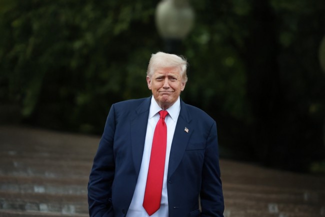 Ο Τραμπ ισχυρίζεται ότι η αποχώρηση του Τζίμι Κίμελ ήταν «επειδή είχε κακές βαθμολογίες περισσότερο από οτιδήποτε άλλο»