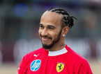 &Omicron; Lewis Hamilton &gamma;ί&nu;&epsilon;&tau;&alpha;&iota; &omicron; &gamma;&eta;&rho;&alpha;&iota;ό&tau;&epsilon;&rho;&omicron;&sigmaf; &pi;&rho;&omega;&tau;&alpha;&theta;&lambda;&eta;&tau;ή&sigmaf; Grand Prix &tau;&eta;&sigmaf; Formula 1 &alpha;&pi;ό &tau;&omicron; 1970 &sigma;&tau;&eta; &Beta;&alpha;&rho;&kappa;&epsilon;&lambda;ώ&nu;&eta;