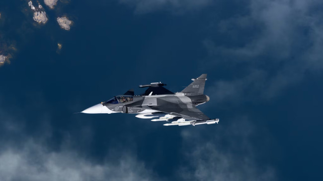 Η Σουηδία δωρίζει 16 μαχητικά αεροσκάφη JAS 39 Gripen στην Ουκρανία