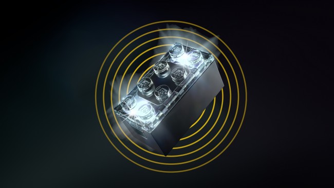 Η LEGO δηλώνει ότι δεν θα εγκαταλείψει το παραδοσιακό παιχνίδι παρά την κυκλοφορία του Smart Brick