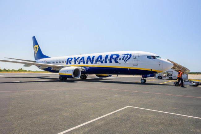 Η Ryanair θα επιτρέψει διπλούς υπηκόους σε πτήσεις του Ηνωμένου Βασιλείου παρά τα ληγμένα διαβατήρια: Μια προσωρινή σανίδα σωτηρίας