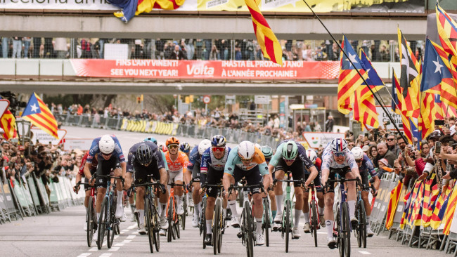Volta a Catalunya: Πρώτη νίκη στον αγώνα για τον Vingegaard, πρώτο ετάπ για τον Brady Gilmore