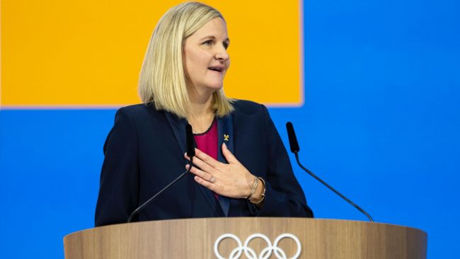 Η ΔΟΕ θα απαγορεύσει τις τρανς αθλήτριες από τα γυναικεία ολυμπιακά αθλήματα, επιτρέπονται μόνο οι βιολογικές γυναίκες
