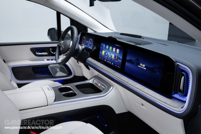 Η Mercedes αποκαλύπτει νέο επταθέσιο με αυτονομία 700 χιλιομέτρων