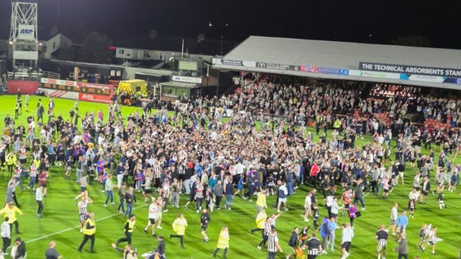 Η Μάντσεστερ Γιουνάιτεντ υφίσταται «μία από τις πιο ντροπιαστικές εξόδους στην ιστορία» εναντίον συλλόγου τέταρτης κατηγορίας