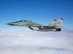 &Eta; &Pi;&omicron;&lambda;&omega;&nu;ί&alpha; &zeta;&upsilon;&gamma;ί&zeta;&epsilon;&iota; &tau;&eta;&nu; &alpha;&nu;&tau;&alpha;&lambda;&lambda;&alpha;&gamma;ή MiG-29 &mu;&epsilon; &omicron;&upsilon;&kappa;&rho;&alpha;&nu;&iota;&kappa;ή &tau;&epsilon;&chi;&nu;&omicron;&lambda;&omicron;&gamma;ί&alpha; drone