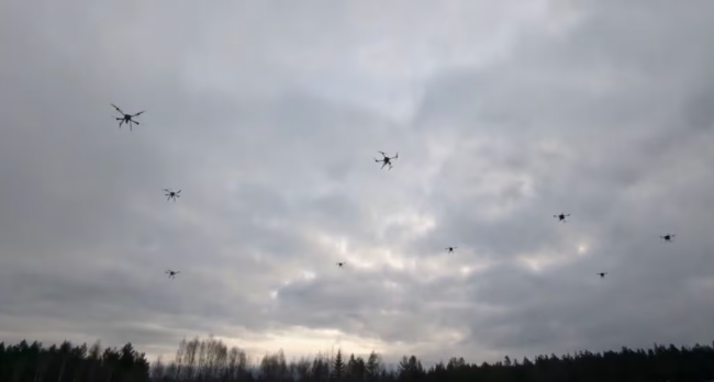 Η Γαλλία αναμένει να παρατάξει σμήνη drones εντός δύο ετών