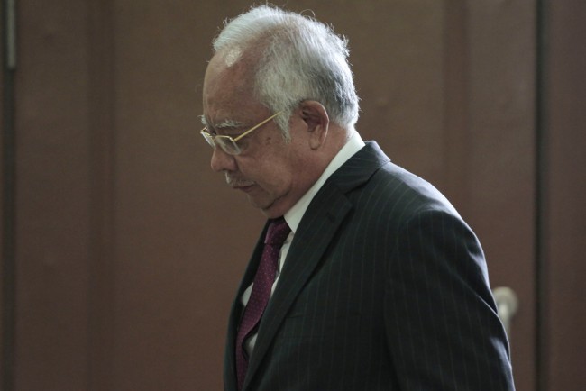 Πρώην πρωθυπουργός της Μαλαισίας καταδικάστηκε για κατάχρηση εξουσίας στην υπόθεση 1MDB