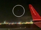 Βίντεο καταγράφει τη στιγμή που μεγάλο drone πετά πάνω από το αεροδρόμιο της Κοπεγχάγης