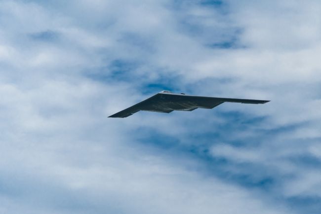 Ο Τραμπ αποκλείει χερσαίες δυνάμεις στην Ουκρανία, αλλά σηματοδοτεί εναέρια υποστήριξη