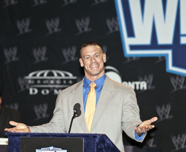 Ο John Cena ανακοινώνει την απόσυρσή του από την πάλη
