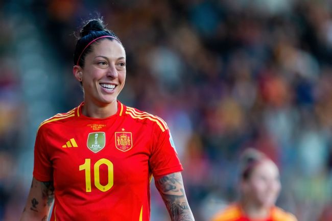 Η Jenni Hermoso κερδίζει το βραβείο Σωκράτης για τον αγώνα της για ισότητα στο ποδόσφαιρο