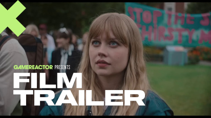 Finding Emily - &Epsilon;&pi;ί&sigma;&eta;&mu;&omicron; &tau;&rho;έ&iota;&lambda;&epsilon;&rho;